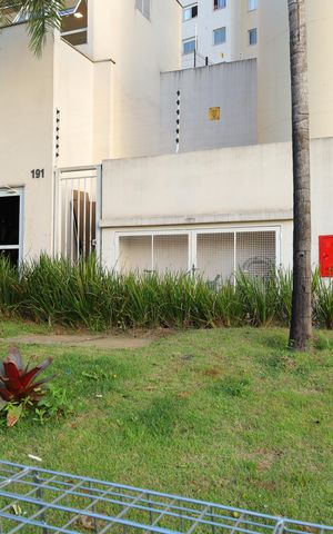 Apartamento à venda com 34m², 2 quartos e sem vagaPlaca GRANDE instalada na fachada do condomínio, dia 02.09.2026 - Código da placa: UKLP-583
