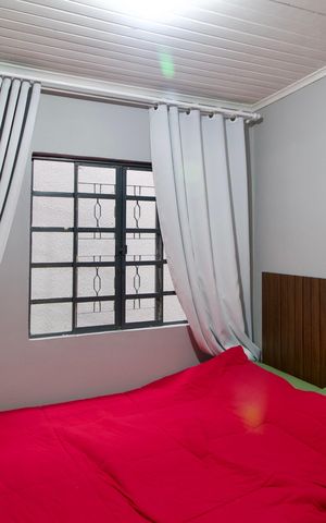 Casa à venda com 180m², 3 quartos e 2 vagas Casa à venda com 180m², 3 quartos e 2 vagasQuarto 2