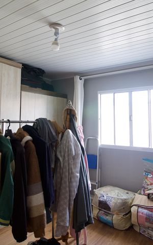 Casa à venda com 180m², 3 quartos e 2 vagas Casa à venda com 180m², 3 quartos e 2 vagasCloset