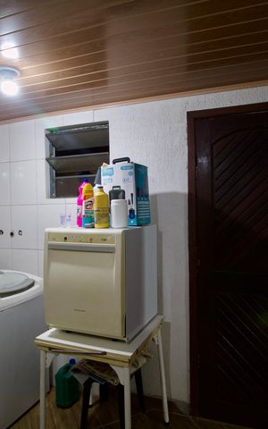 Casa à venda com 180m², 3 quartos e 2 vagas Casa à venda com 180m², 3 quartos e 2 vagasÁrea de Serviço