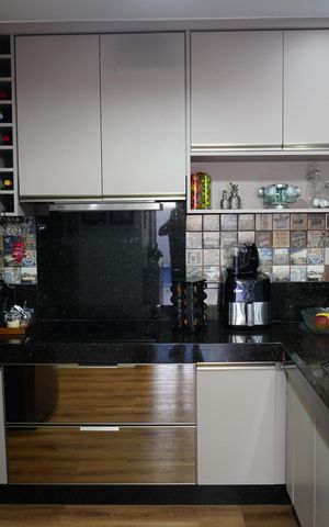 Casa à venda com 200m², 3 quartos e 2 vagasCozinha e Área de Serviço