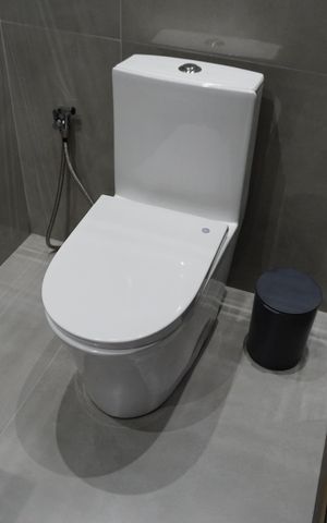 Casa à venda com 200m², 3 quartos e 2 vagasBanheiro 1