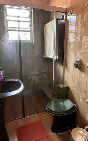 Casa para alugar com 158m², 3 quartos e 2 vagas Casa para alugar com 158m², 3 quartos e 2 vagasBanheiro da Suíte