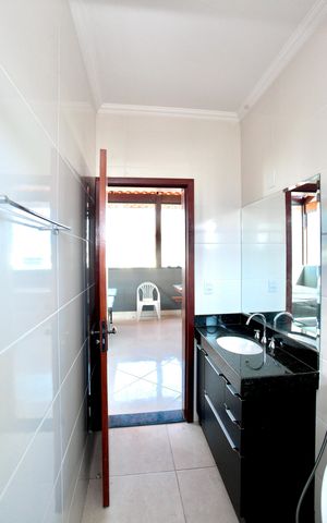 Casa à venda com 168m², 3 quartos e 2 vagas Casa à venda com 168m², 3 quartos e 2 vagasÁrea gourmet