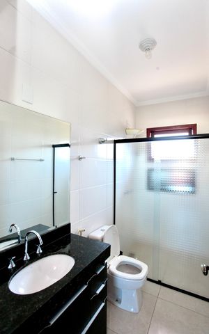 Casa à venda com 168m², 3 quartos e 2 vagas Casa à venda com 168m², 3 quartos e 2 vagasÁrea gourmet