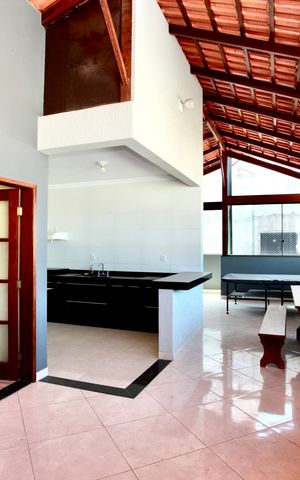 Casa à venda com 168m², 3 quartos e 2 vagas Casa à venda com 168m², 3 quartos e 2 vagasÁrea gourmet