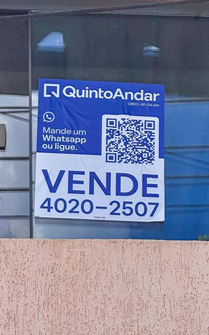 Casa à venda com 270m², 3 quartos e 2 vagas Casa à venda com 270m², 3 quartos e 2 vagasPlaca Instalada na Fachada