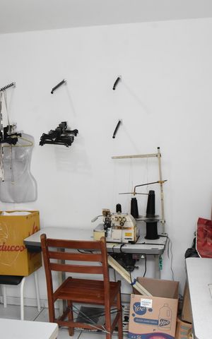 Apartamento à venda com 45m², 2 quartos e 1 vaga Apartamento à venda com 45m², 2 quartos e 1 vagaSala