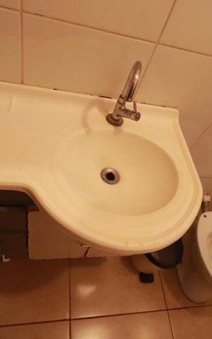 Casa para alugar com 350m², 4 quartos e 4 vagasBanheiro 