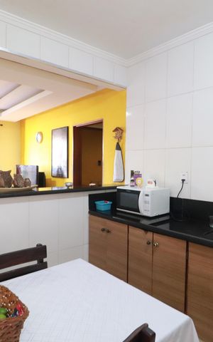 Casa para alugar com 350m², 4 quartos e 4 vagasCozinha 