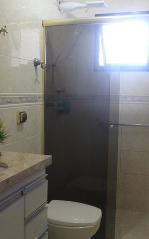 Apartamento à venda com 195m², 4 quartos e 3 vagasBanheiro Social