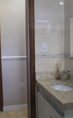 Apartamento à venda com 195m², 4 quartos e 3 vagasBanheiro Social