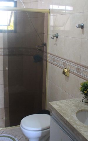Apartamento à venda com 195m², 4 quartos e 3 vagasBanheiro da Suíte