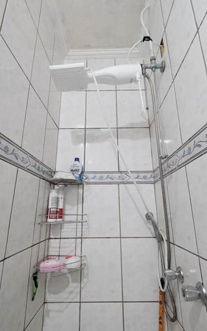 Casa para alugar com 150m², 4 quartos e 2 vagasBanheiro