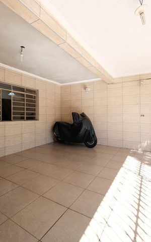 Casa para alugar com 150m², 4 quartos e 2 vagasGaragem