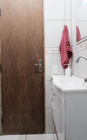 Casa para alugar com 150m², 4 quartos e 2 vagasLavabo