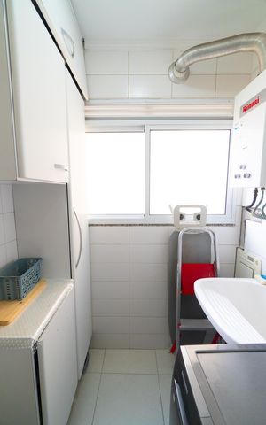 Apartamento à venda com 73m², 2 quartos e 2 vagas Apartamento à venda com 73m², 2 quartos e 2 vagasÁrea de Serviço