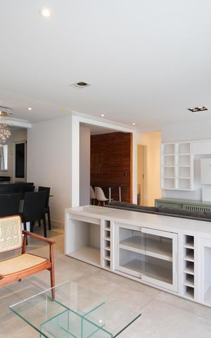 Apartamento para alugar com 125m², 3 quartos e 3 vagas Apartamento para alugar com 125m², 3 quartos e 3 vagasSala