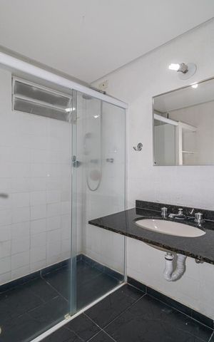 Apartamento para alugar com 100m², 2 quartos e 1 vaga Apartamento para alugar com 100m², 2 quartos e 1 vagaBanheiro Social