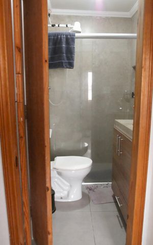 Casa para alugar com 100m², 3 quartos e 1 vaga Casa para alugar com 100m², 3 quartos e 1 vagaBanheiro da Suíte 1
