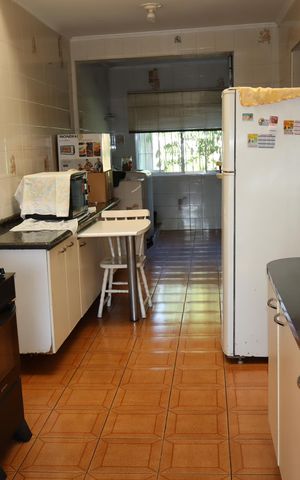 Casa à venda com 250m², 3 quartos e 2 vagasCozinha