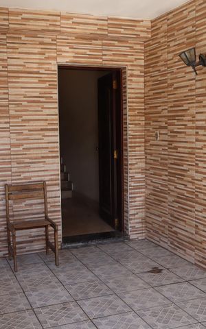 Casa à venda com 250m², 3 quartos e 2 vagasGaragem