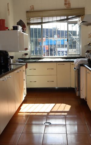Casa à venda com 250m², 3 quartos e 2 vagasCozinha