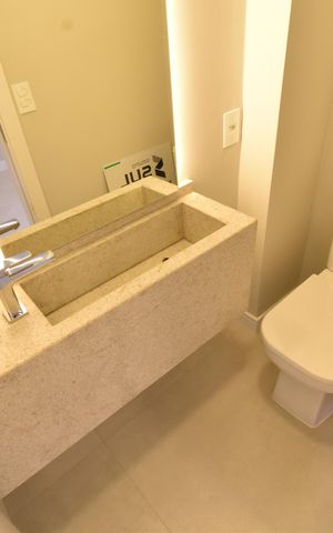 Apartamento à venda com 139m², 3 quartos e 1 vagaLavabo