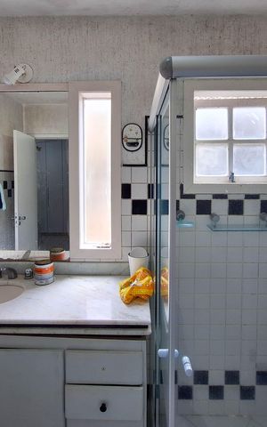 Casa à venda com 156m², 4 quartos e sem vaga Casa à venda com 156m², 4 quartos e sem vagaBanheiro da Suíte 1
