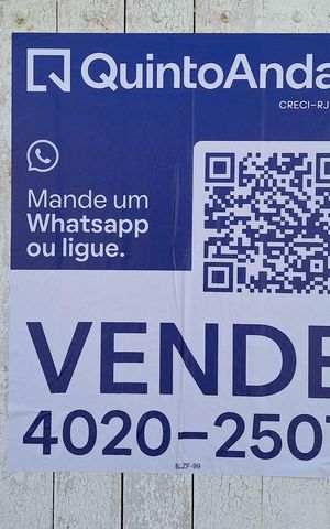 Casa à venda com 156m², 4 quartos e sem vaga Casa à venda com 156m², 4 quartos e sem vagaPlaca