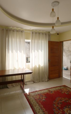 Casa à venda com 150m², 2 quartos e 3 vagasSala