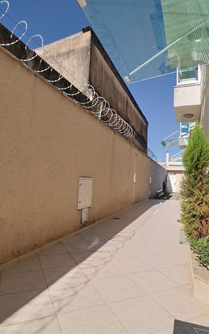 Casa de condomínio à venda com 70m², 2 quartos e 1 vagaÁrea comum