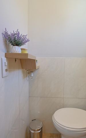 Casa de condomínio à venda com 70m², 2 quartos e 1 vagaLavabo