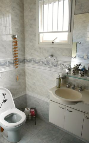 Casa para alugar com 160m², 2 quartos e 2 vagas Casa para alugar com 160m², 2 quartos e 2 vagasLavabo