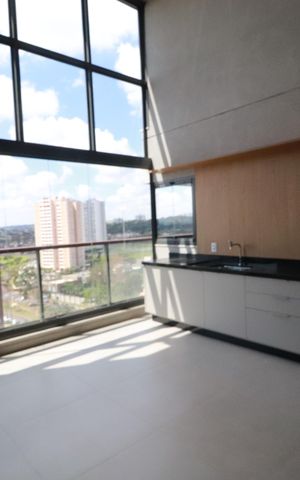 Apartamento para alugar com 165m², 2 quartos e 2 vagasVaranda 