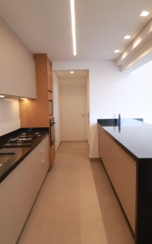 Apartamento para alugar com 165m², 2 quartos e 2 vagasCozinha 