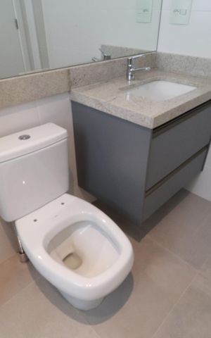 Apartamento para alugar com 165m², 2 quartos e 2 vagasBanheiro suite 