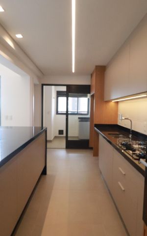 Apartamento para alugar com 165m², 2 quartos e 2 vagasCozinha 