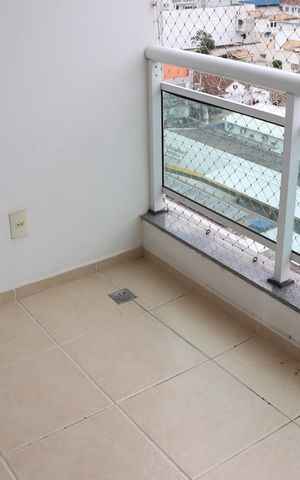 Apartamento para alugar com 75m², 2 quartos e 2 vagasSacada / Varanda