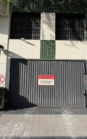 Apartamento para alugar com 140m², 2 quartos e 2 vagasFachada