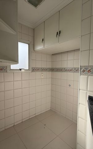 Apartamento para alugar com 140m², 2 quartos e 2 vagasCozinha