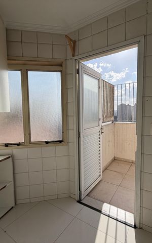 Apartamento para alugar com 140m², 2 quartos e 2 vagasÁrea de Serviço