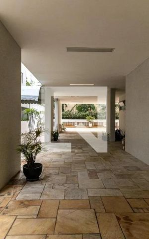 Apartamento à venda com 255m², 3 quartos e 1 vaga Apartamento à venda com 255m², 3 quartos e 1 vagaÁrea Comum