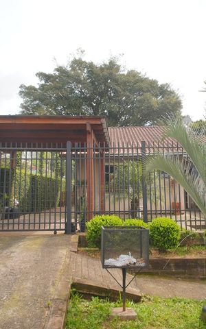 Casa à venda com 76m², 2 quartos e 1 vagaFachada