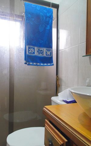 Casa à venda com 76m², 2 quartos e 1 vagaBanheiro