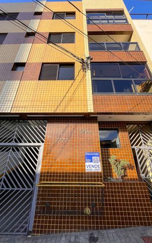 Apartamento à venda com 176m², 3 quartos e 2 vagasFachada + plaquinha