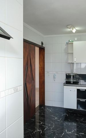 Apartamento à venda com 176m², 3 quartos e 2 vagasCozinha