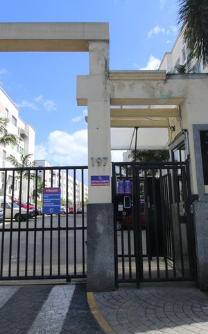 Apartamento para alugar com 48m², 2 quartos e 1 vagaFachada e portaria