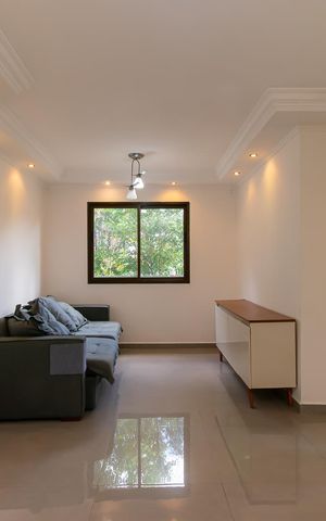 Apartamento à venda com 70m², 2 quartos e 1 vaga Apartamento à venda com 70m², 2 quartos e 1 vagaSala