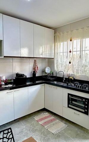 Casa à venda com 35m², 1 quarto e 1 vaga Casa à venda com 35m², 1 quarto e 1 vagaSala Cozinha